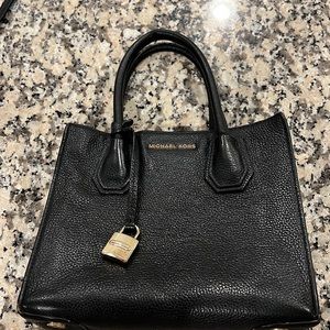 Michael Kors crossbody mini bag